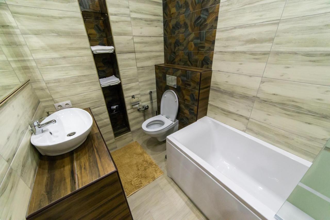 Premium Apartments Klimt On Picasso Boulevard Minsk Exterior photo