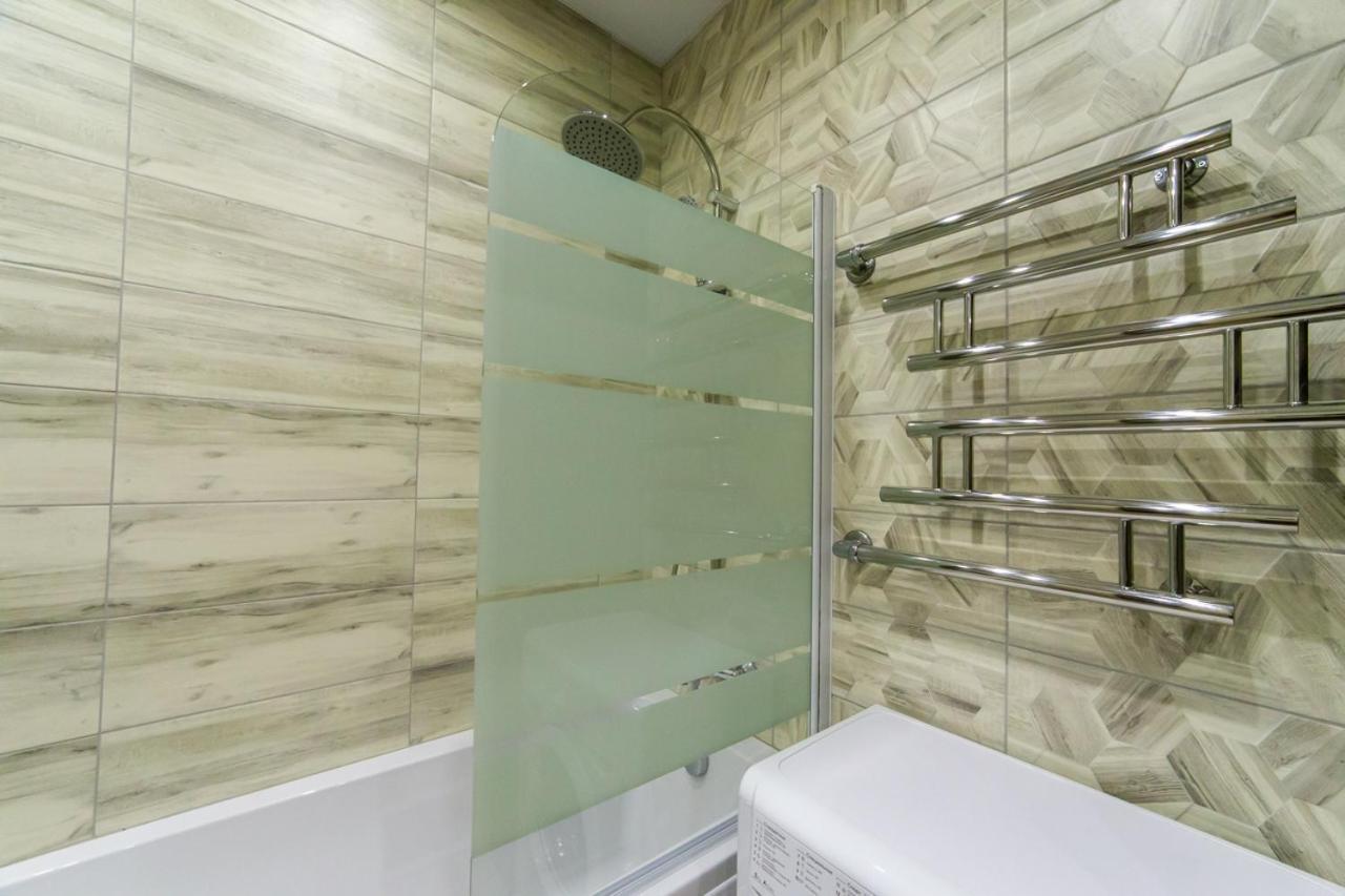 Premium Apartments Klimt On Picasso Boulevard Minsk Exterior photo